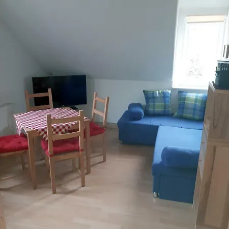 ゲストハウス Waldhaus