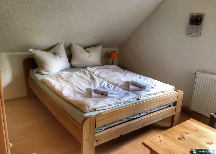 Waldhaus بيت ضيافة 3*