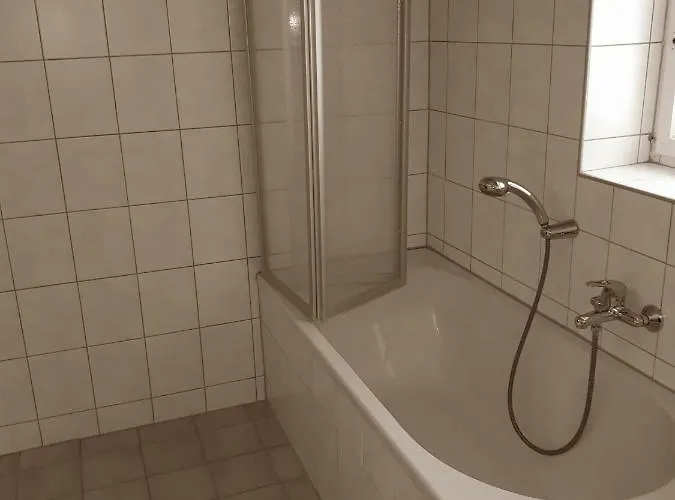 ゲストハウス Waldhaus Rottendorf