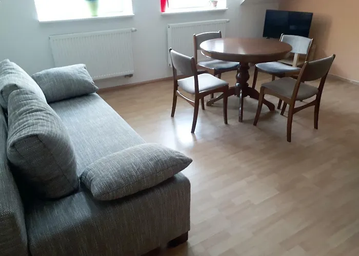 ゲストハウス Waldhaus Rottendorf